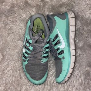 Teal Nikes 😍